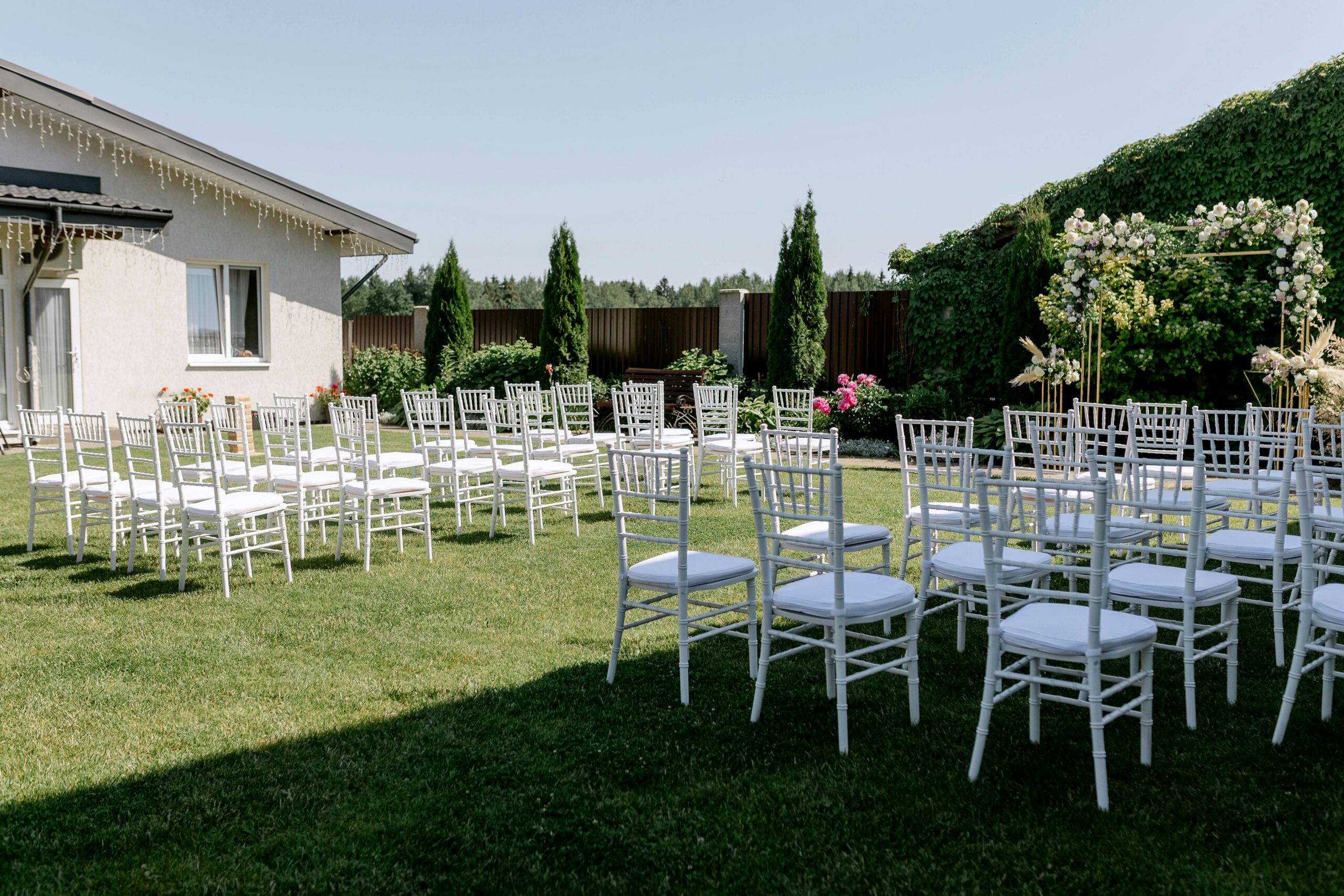 Chiavari Chairs (White)
